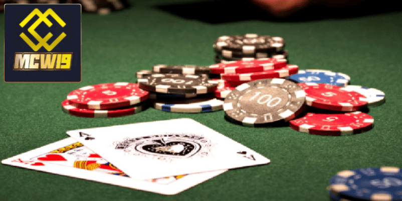 Cách chơi xì dách luôn thắng tại MCW19 - Chiến lược và mẹo chơi hiệu quả 5 Cách chơi xì dách luôn thắng - Đọc vị đối thủ và tâm lý chơi game